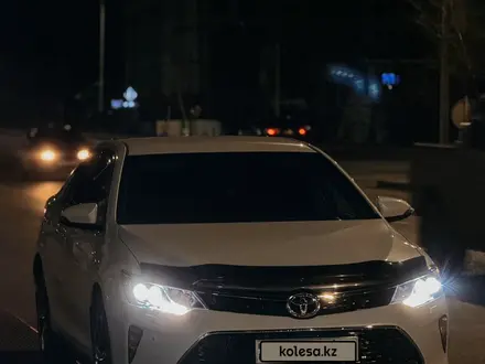 Toyota Camry 2015 года за 10 900 000 тг. в Атырау – фото 7