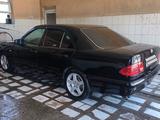 Mercedes-Benz E 280 1997 года за 2 100 000 тг. в Шаульдер – фото 4