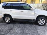 Toyota Land Cruiser Prado 2007 года за 13 600 000 тг. в Шымкент – фото 2