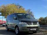 Volkswagen Multivan 2003 года за 8 200 000 тг. в Астана – фото 2