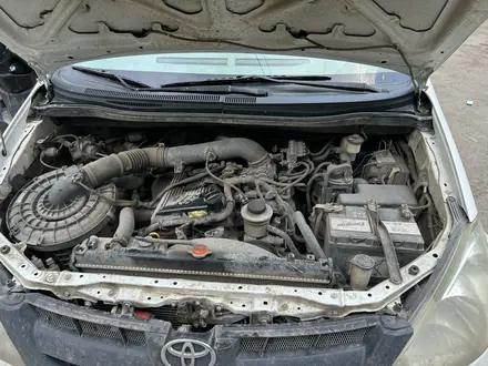 Toyota Innova 2007 года за 7 000 000 тг. в Актобе – фото 12