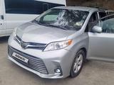 Toyota Sienna 2018 года за 11 500 000 тг. в Шымкент