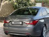 Hyundai Sonata 2012 года за 4 000 000 тг. в Атырау – фото 5