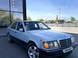 Mercedes-Benz E 200 1992 годаүшін1 600 000 тг. в Уральск – фото 2