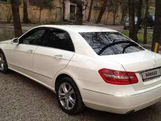 Mercedes-Benz E 250