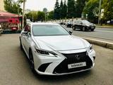 Lexus ES 350 2020 года за 24 500 000 тг. в Алматы – фото 2