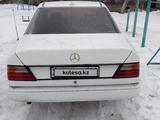 Mercedes-Benz E 200 1989 годаүшін1 200 000 тг. в Щучинск – фото 2