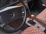 Mercedes-Benz E 200 1989 годаүшін1 200 000 тг. в Щучинск – фото 5