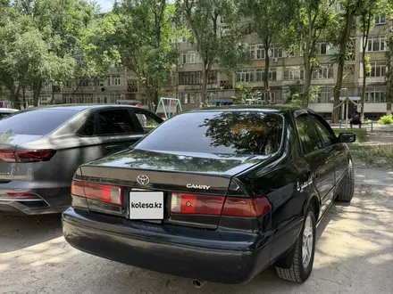 Toyota Camry 2001 года за 3 500 000 тг. в Тараз