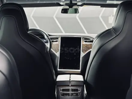 Tesla Model X 2017 года за 15 000 000 тг. в Алматы – фото 19