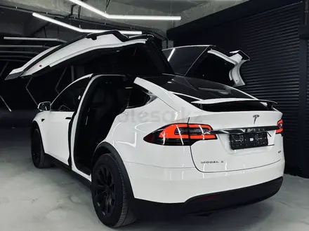 Tesla Model X 2017 года за 15 000 000 тг. в Алматы – фото 23
