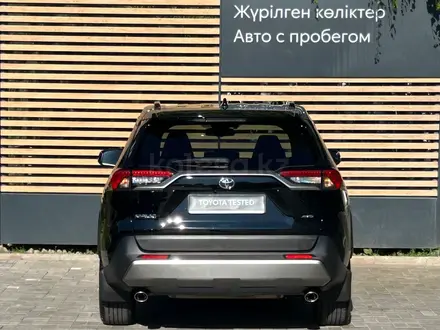 Toyota RAV4 Luxe+ 2023 года за 18 390 000 тг. в Алматы – фото 6