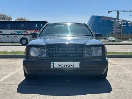 Mercedes-Benz E 230 1991 года за 2 200 000 тг. в Астана – фото 7