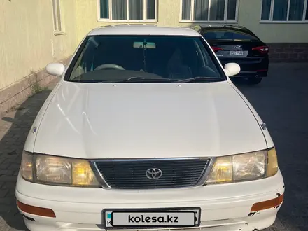 Toyota Avalon 1997 года за 2 100 000 тг. в Алматы