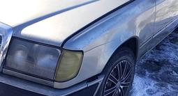 Mercedes-Benz E 260 1988 годаүшін1 300 000 тг. в Ушарал