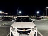Chevrolet Cruze 2013 года за 2 900 000 тг. в Шымкент – фото 2