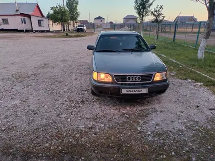 Audi 100 1993 года за 1 300 000 тг. в Астана