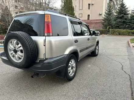 Honda CR-V 1997 года за 2 810 000 тг. в Алматы – фото 4