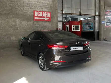 Hyundai Elantra 2018 года за 6 800 000 тг. в Тараз – фото 4
