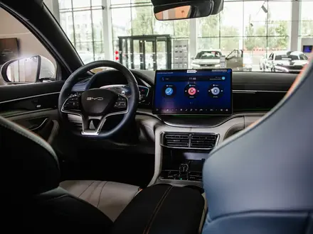 BYD Song Plus Flagship 100 DM-i 2026 года за 14 990 000 тг. в Костанай – фото 8