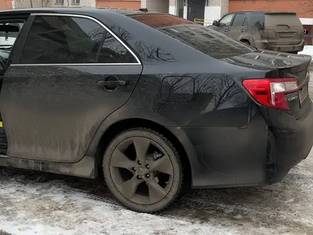 Toyota Camry 2013 года за 9 350 000 тг. в Актобе – фото 10