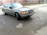 Mercedes-Benz E 200 1989 годаүшін1 200 000 тг. в Тараз