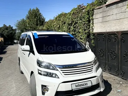 Toyota Vellfire 2014 года за 14 000 000 тг. в Алматы