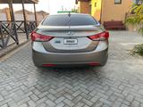 Hyundai Elantra 2013 года за 4 500 000 тг. в Жанаозен – фото 3