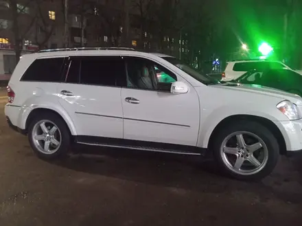 Mercedes-Benz GL 550 2009 года за 5 000 000 тг. в Тараз – фото 4