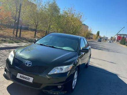 Toyota Camry 2011 года за 5 200 000 тг. в Уральск – фото 3