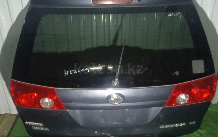 Крышка багажника на Toyota Sienna XL20 за 160 000 тг. в Алматы