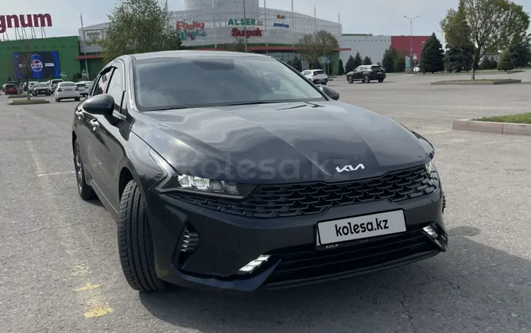 Kia K5 2021 года за 10 900 000 тг. в Алматы
