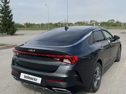 Kia K5 2021 года за 10 900 000 тг. в Алматы – фото 8