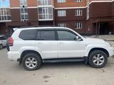 Toyota Land Cruiser Prado 2005 годаfor9 670 000 тг. в Актобе – фото 2