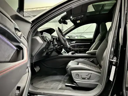 Audi e-tron 2023 года за 48 500 000 тг. в Алматы – фото 9