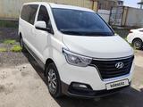 Hyundai Starex 2018 года за 16 000 000 тг. в Алматы