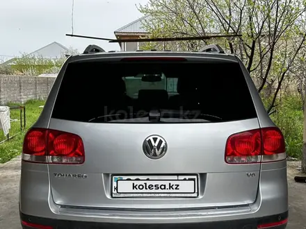 Volkswagen Touareg 2004 года за 6 200 000 тг. в Шымкент – фото 11