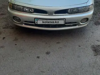 Mitsubishi Galant