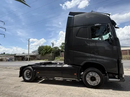 Volvo  F-Series 2019 года за 42 000 000 тг. в Шымкент – фото 7
