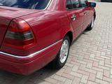 Mercedes-Benz C 200 1996 годаfor2 700 000 тг. в Темиртау – фото 4