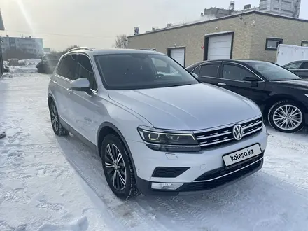 Volkswagen Tiguan 2017 года за 14 500 000 тг. в Костанай – фото 9