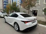 Lexus IS 300 2023 года за 20 000 000 тг. в Астана – фото 4