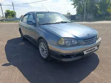 Toyota Avensis, 1999
