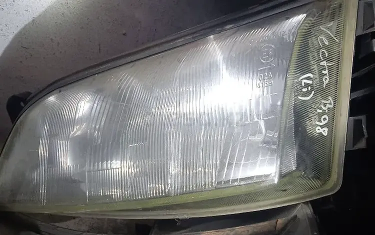 Фара на opel vectra b левая за 20 000 тг. в Костанай