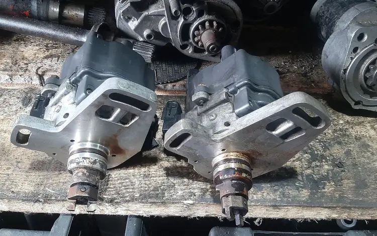 Тойота камри 10 объем 2.2 трамблёр за 35 000 тг. в Алматы