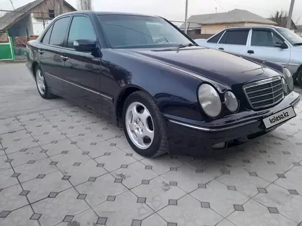 Mercedes-Benz E 240 2001 года за 4 500 000 тг. в Шымкент – фото 3