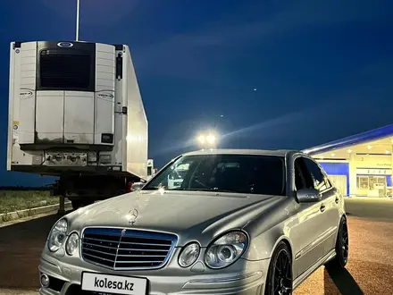 Mercedes-Benz E 500 2003 года за 6 100 000 тг. в Семей – фото 7