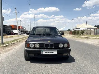 BMW 525