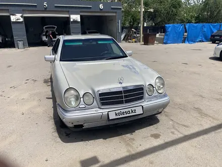Mercedes-Benz E 280 1997 года за 2 100 000 тг. в Алматы – фото 11