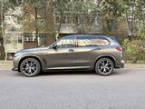 BMW X5 2021 года за 38 000 000 тг. в Астана – фото 3